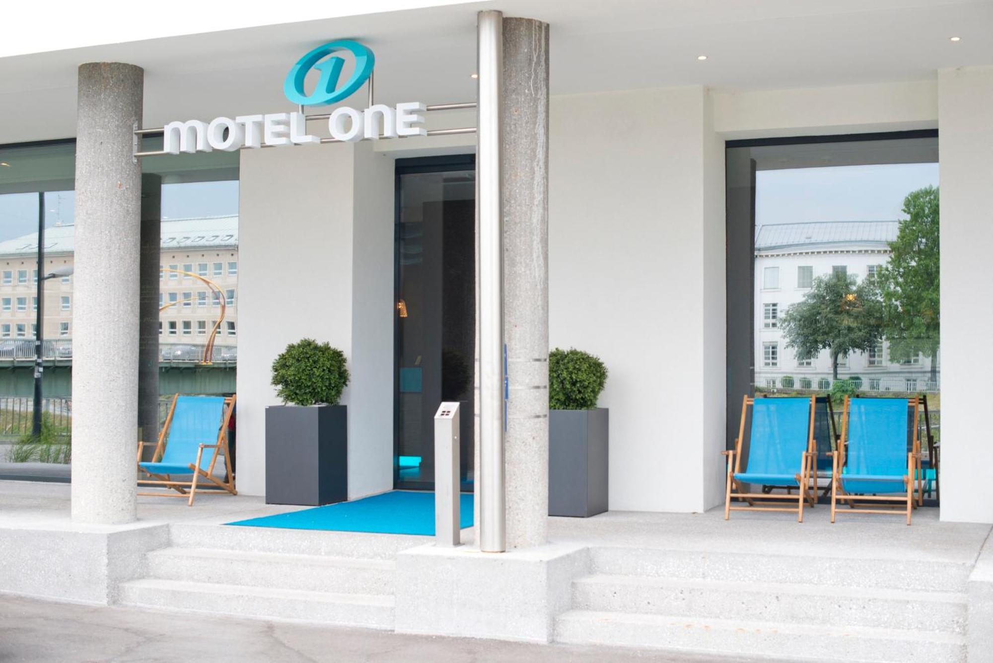 Motel One Salzburg-Mirabell ภายนอก รูปภาพ